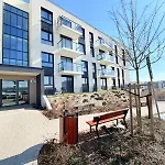 Apartment Skyport I By Jumpinhere